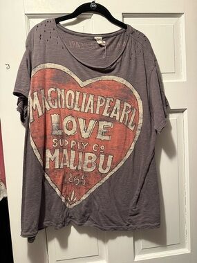 Magnolia Pearl Gray Tee with Red Heart Graphic